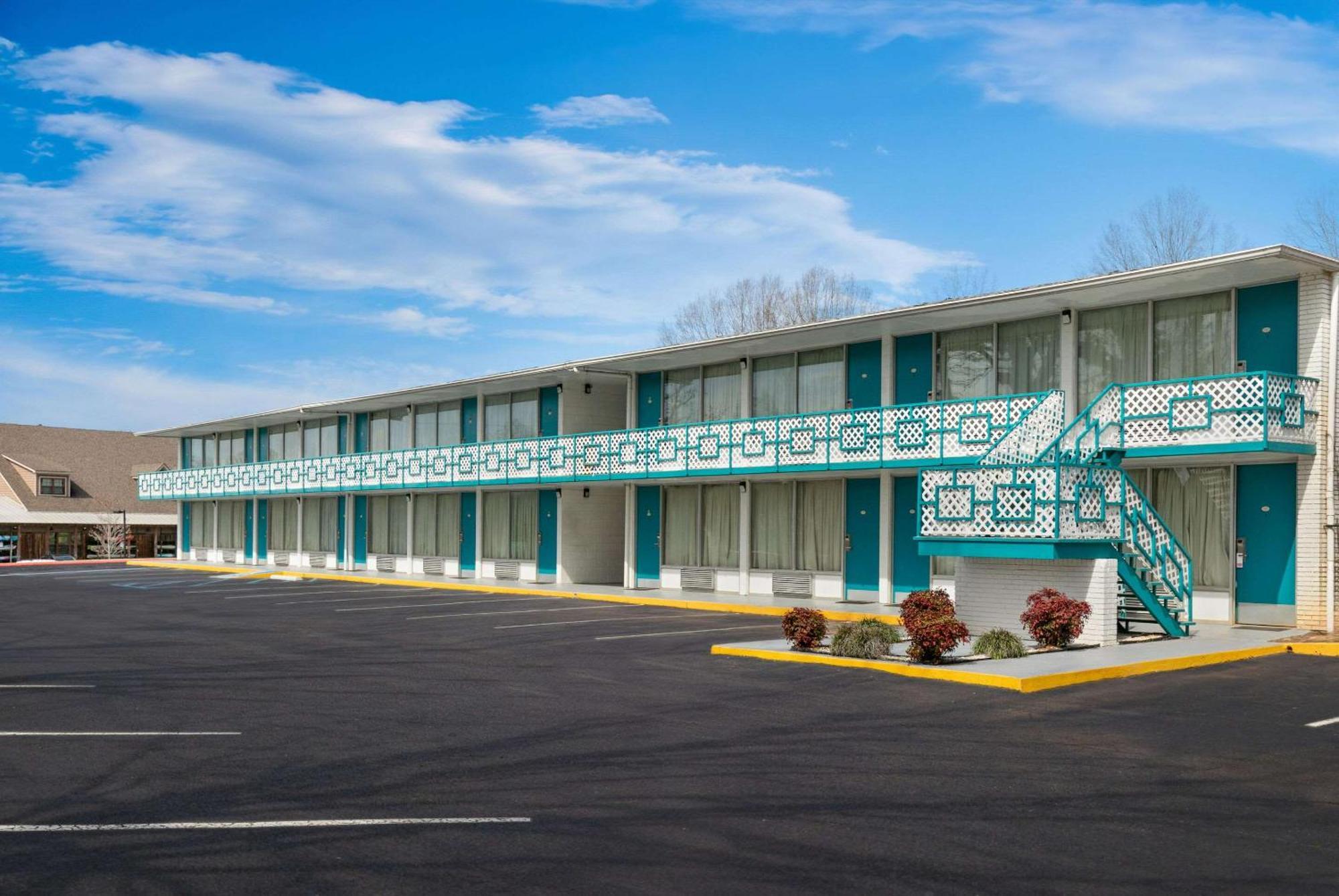 Econo Lodge Clemson Exterior photo